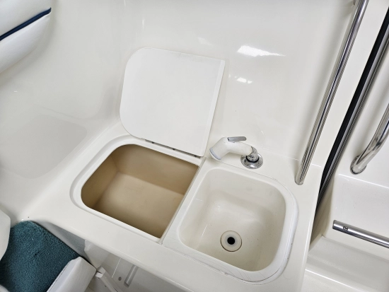 Sea Ray 230OV usata in vendita