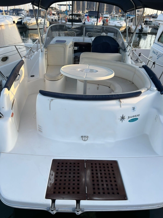 Jeanneau Leader 805 IB preowned for sale