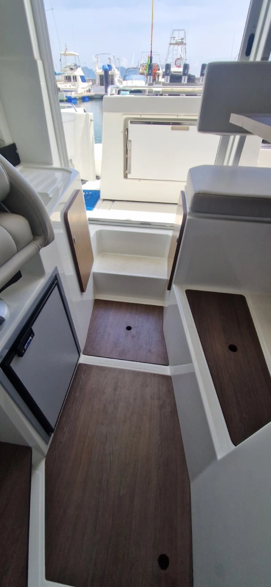 Beneteau Antares 8 Version Fishing Ob usata in vendita