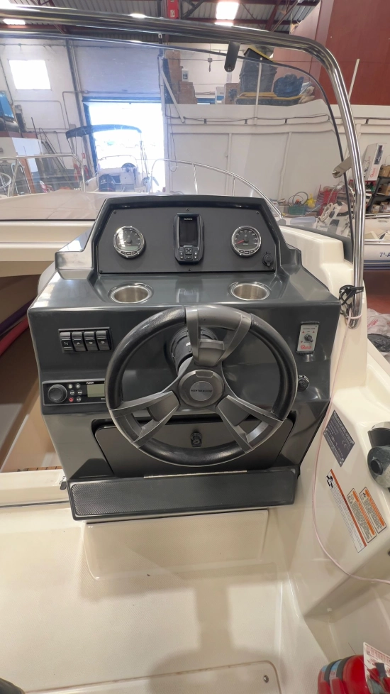 Quicksilver Sundeck Activ 675 de segunda mano en venta