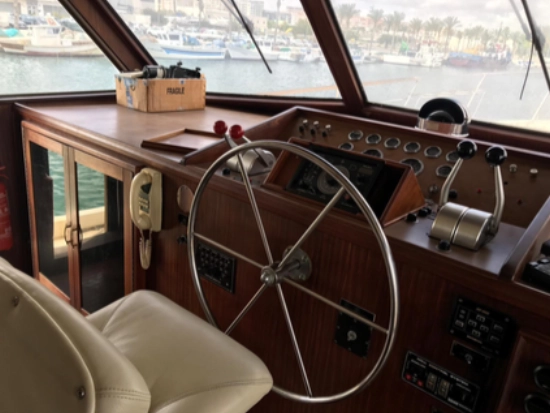 Hatteras Yachts 70 d’occasion à vendre