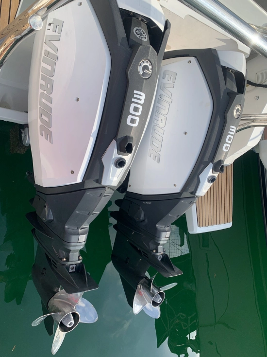 Beneteau Flyer 8.8 Sundeck de segunda mano en venta