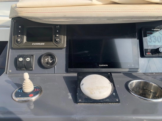 Beneteau Flyer 8.8 Sundeck de segunda mano en venta