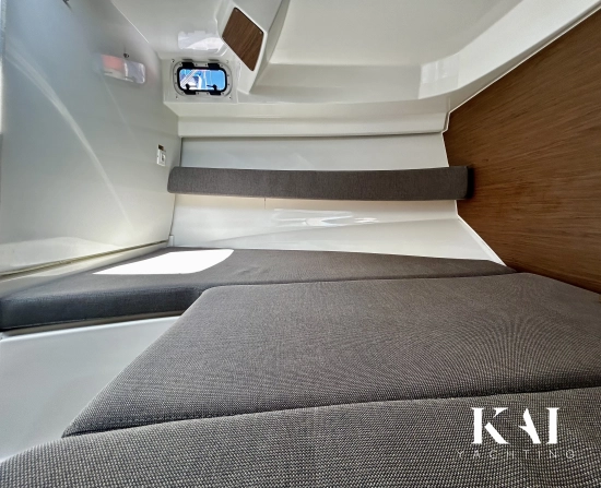 Beneteau Antares 8 Ob usado à venda