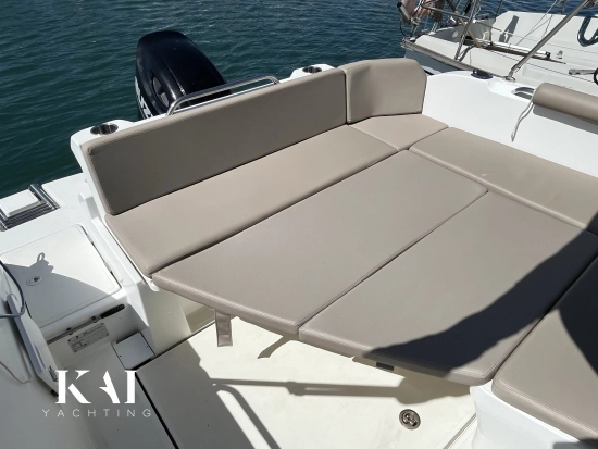 Beneteau Antares 8 Ob usado à venda