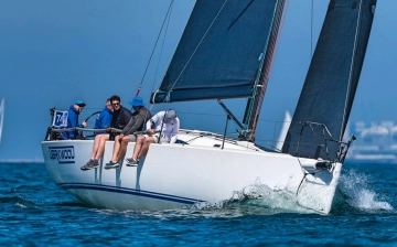 Jboats 121 DARKWOOD usado à venda