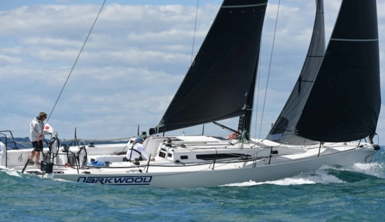 Jboats 121 DARKWOOD usado à venda