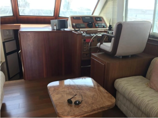 Hatteras Yachts 45 gebraucht zum verkauf