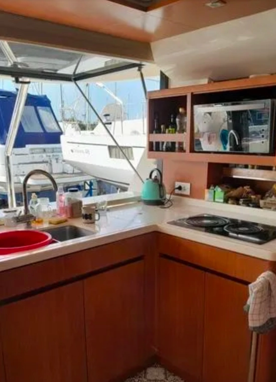Aquila 44 YACHTS usado à venda