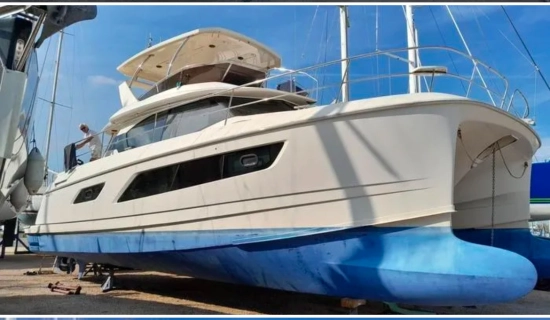 Aquila 44 YACHTS usado à venda