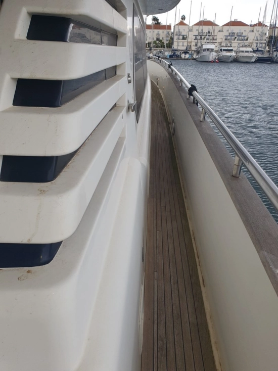 Elegance Yacht 82 S gebraucht zum verkauf