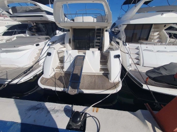 Azimut 58 preowned for sale