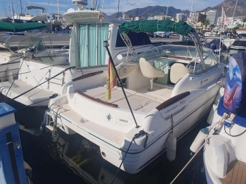 Jeanneau Leader 705 usado à venda
