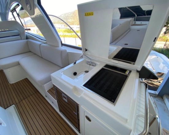 Beneteau GT36 preowned for sale