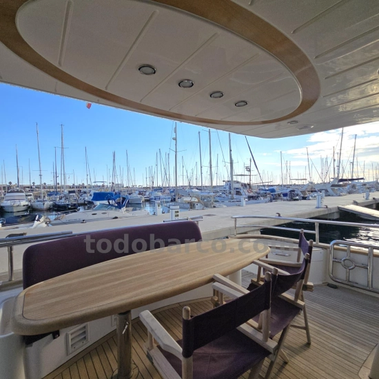Elegance Yacht 64 usata in vendita