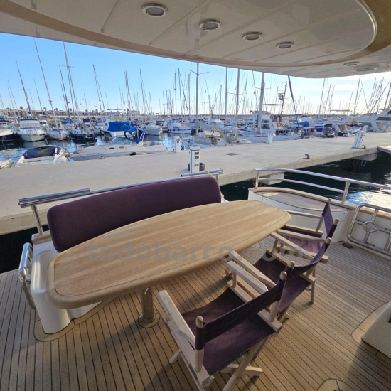 Elegance Yacht 64 usata in vendita