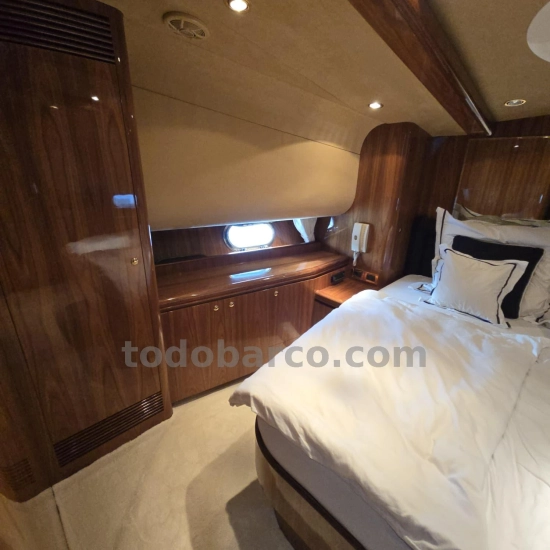 Elegance Yacht 64 usata in vendita