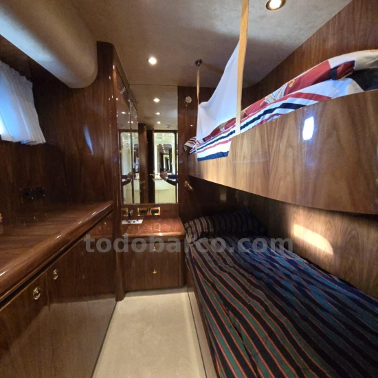 Elegance Yacht 64 usata in vendita