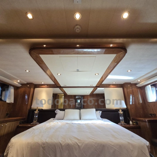 Elegance Yacht 64 usata in vendita