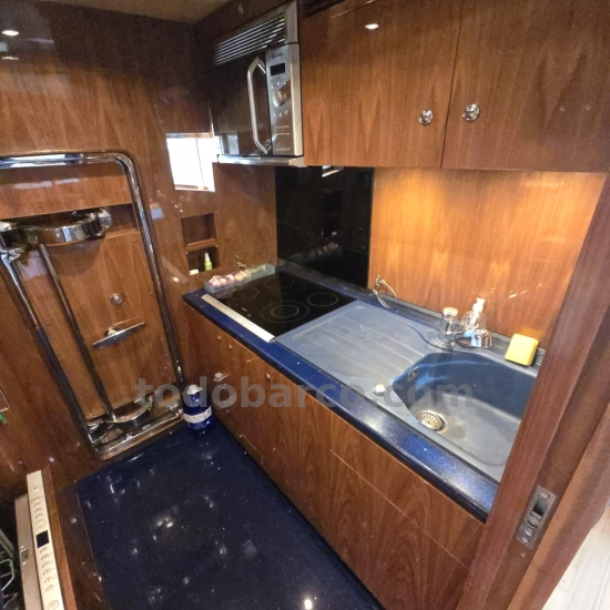 Elegance Yacht 64 usata in vendita