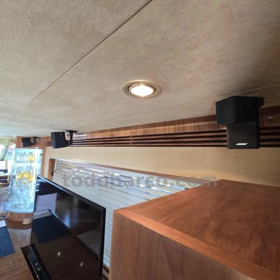 Elegance Yacht 64 usata in vendita