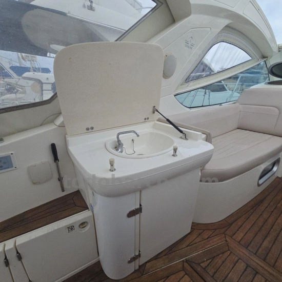 Sealine SC29 usado à venda