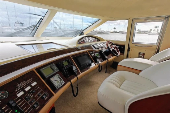 Princess 65 Flybridge usata in vendita