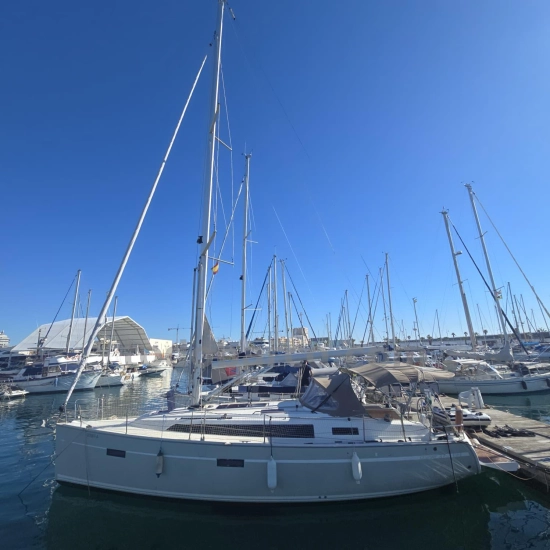 Bavaria Yachts 37 Cruiser usado à venda