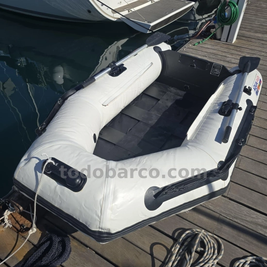 Bavaria Yachts 37 Cruiser usado à venda