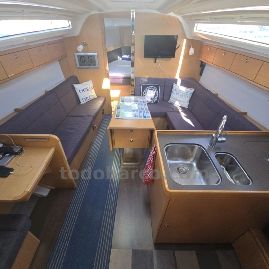 Bavaria Yachts 37 Cruiser usado à venda
