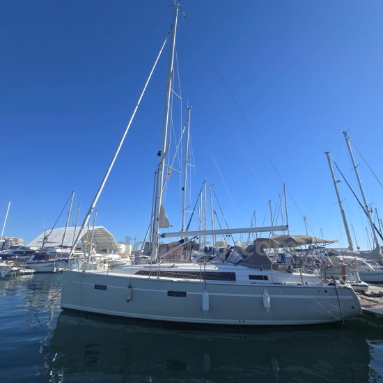 Bavaria Yachts 37 Cruiser usado à venda