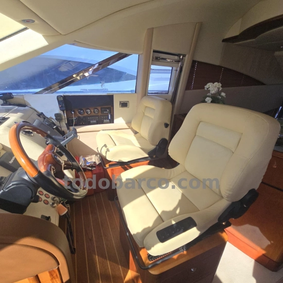 Fairline Squadron 58 Fly usado à venda