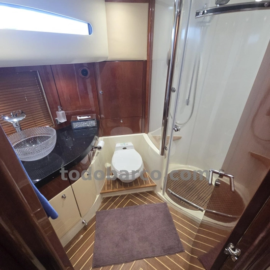 Fairline Squadron 58 Fly usado à venda