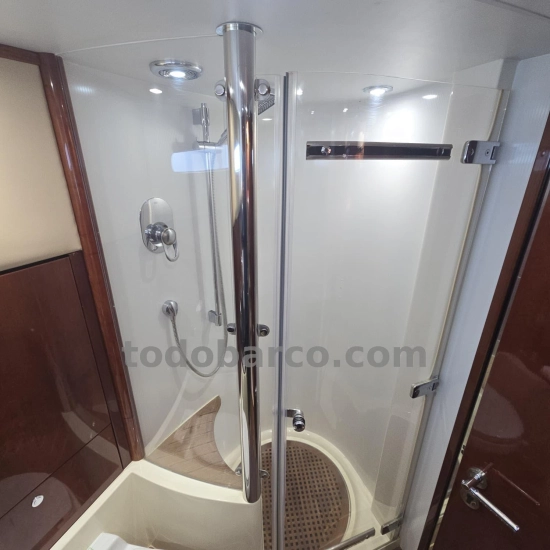 Fairline Squadron 58 Fly usado à venda