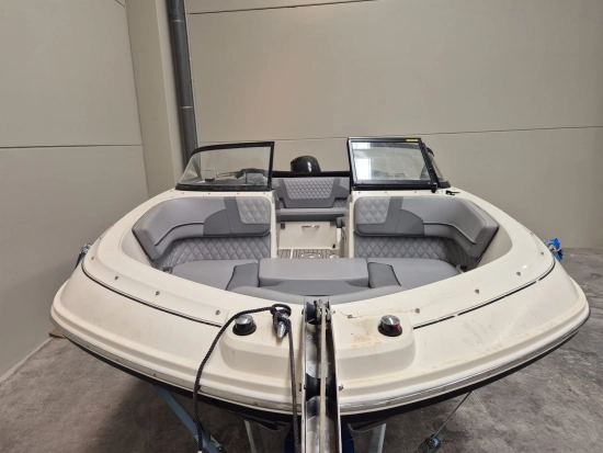 Bayliner Vr5 Bowrider Ob usado à venda