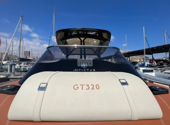 Invictus Yacht 320 GT preowned for sale