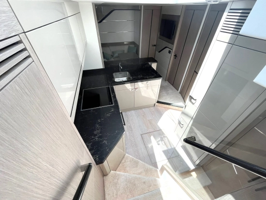 Sunseeker Predator 75 de segunda mano en venta