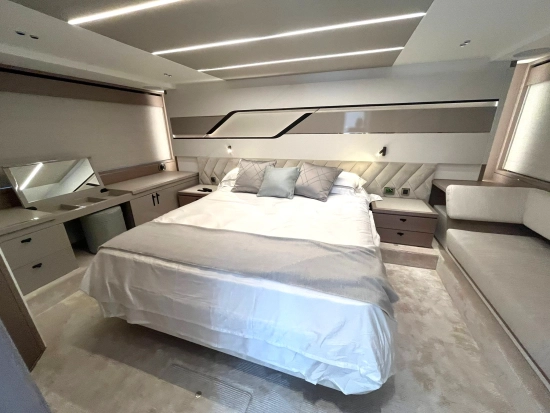 Sunseeker Predator 75 de segunda mano en venta