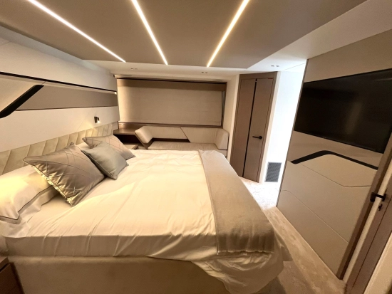 Sunseeker Predator 75 de segunda mano en venta