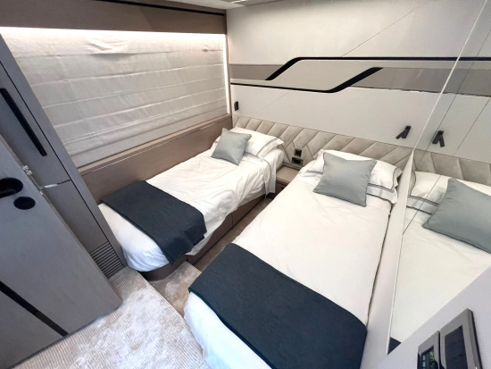 Sunseeker Predator 75 de segunda mano en venta
