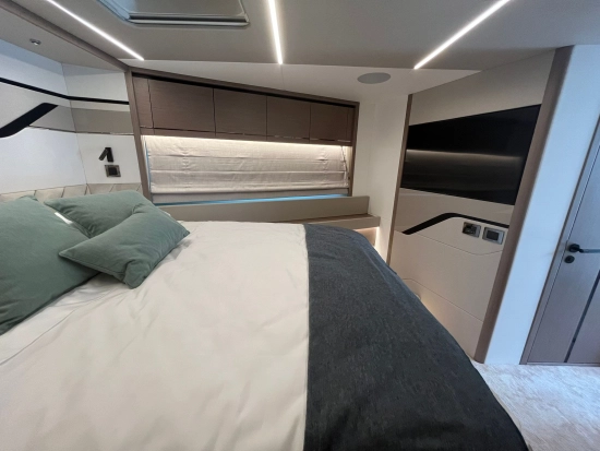 Sunseeker Predator 75 de segunda mano en venta