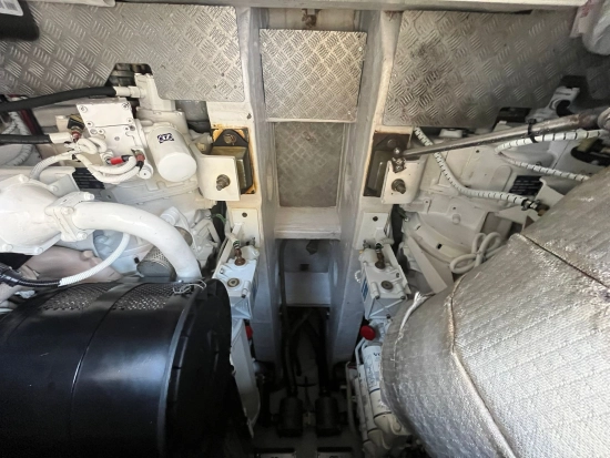Fairline PHANTOM 50 usata in vendita