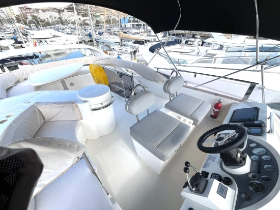 Fairline PHANTOM 50 usata in vendita