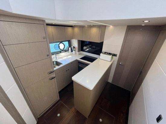 Sunseeker Predator 50 usado à venda