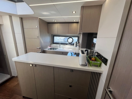 Sunseeker Predator 50 usado à venda