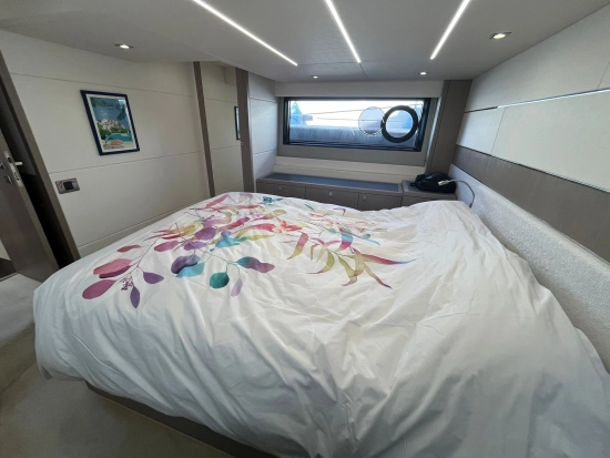 Sunseeker Predator 50 usado à venda