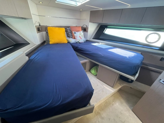 Sunseeker Predator 50 usado à venda