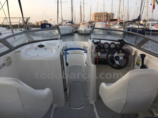 Rinker Captiva 232 de segunda mano en venta