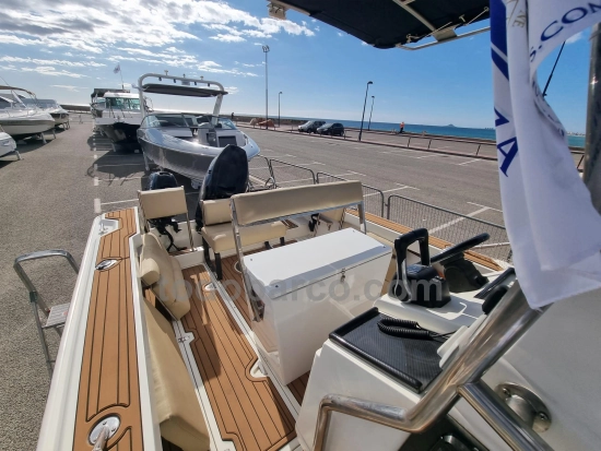 Boston Whaler Outrage 21 usata in vendita