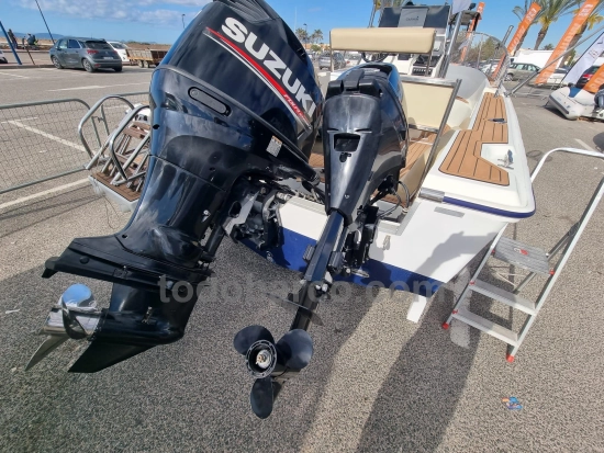 Boston Whaler Outrage 21 usata in vendita